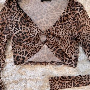 Long sleeve crop cheetah top